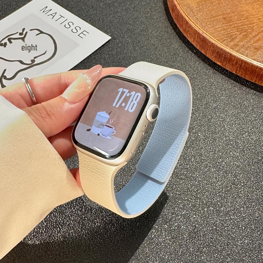 Compatible with Apple Watch Bands Series 1-11/Ultra 1-3/SE3 Lychee Pattern Soft Magnetic Silicone Strap.