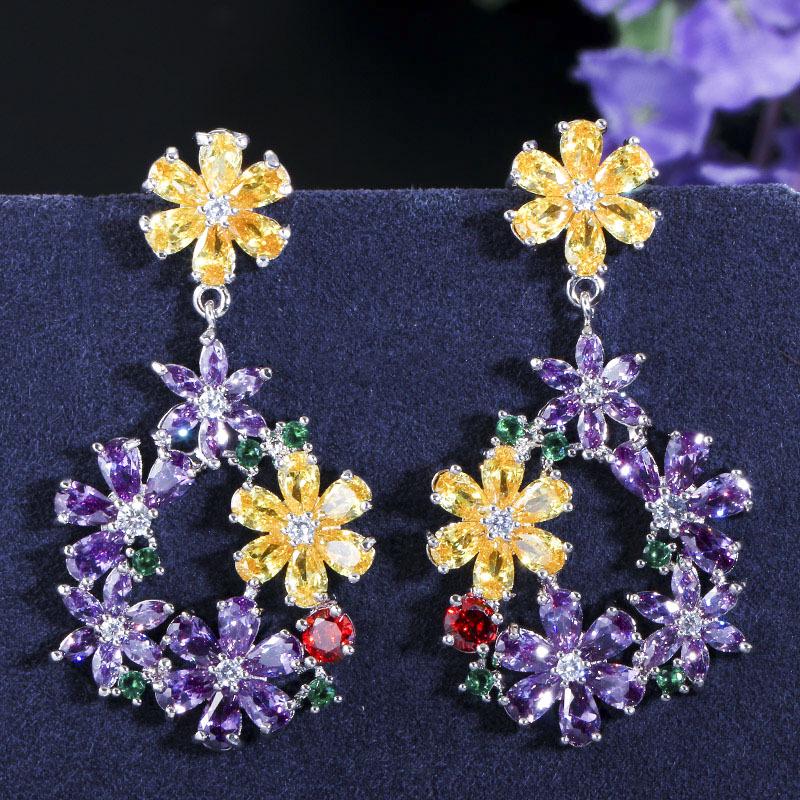

Цветные серьги-пусеты в виде цветка с бриллиантами, серьги с цирконами серии «Садовый лес», суперфеминные и темпераментные фиолетовый