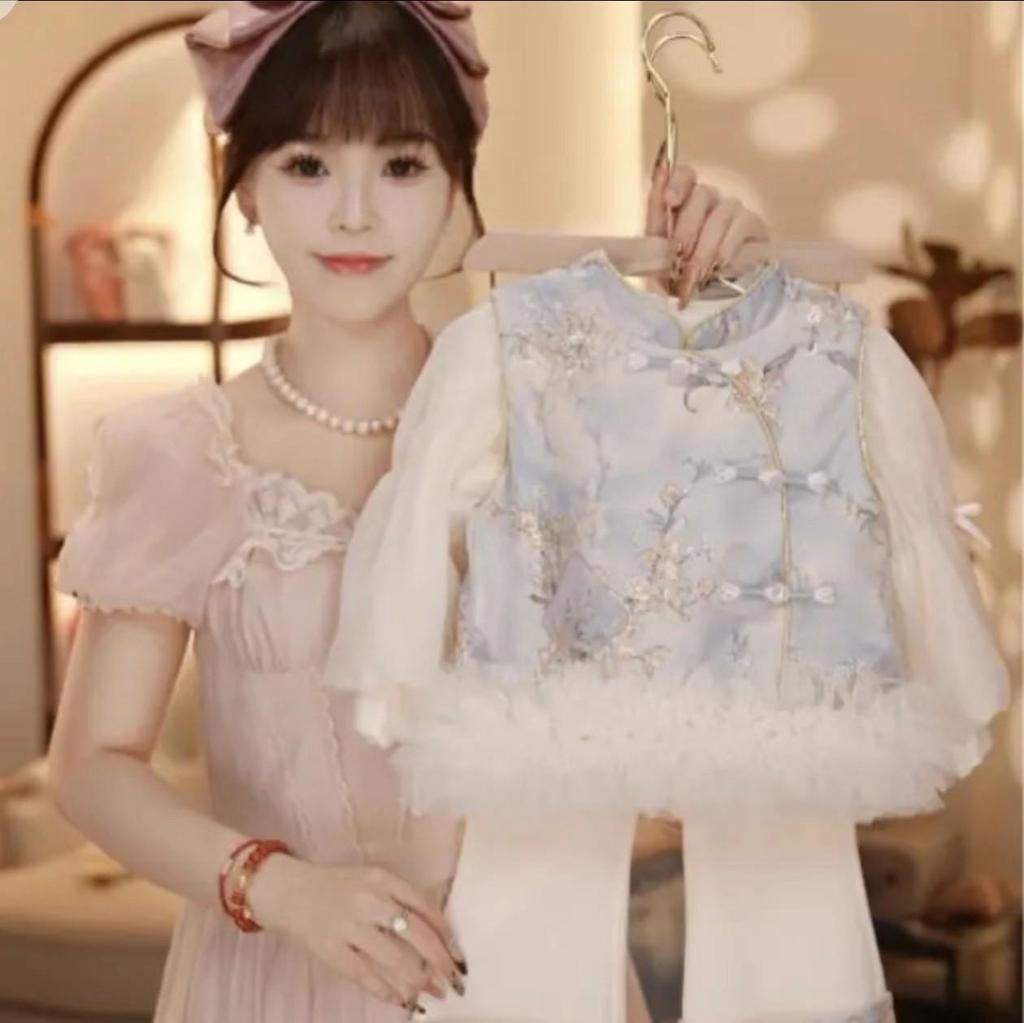 2025 Chinese-Inspired Autumn/Spring Fashion Set for Girls: Long Sleeve, Stylish and Elegant.