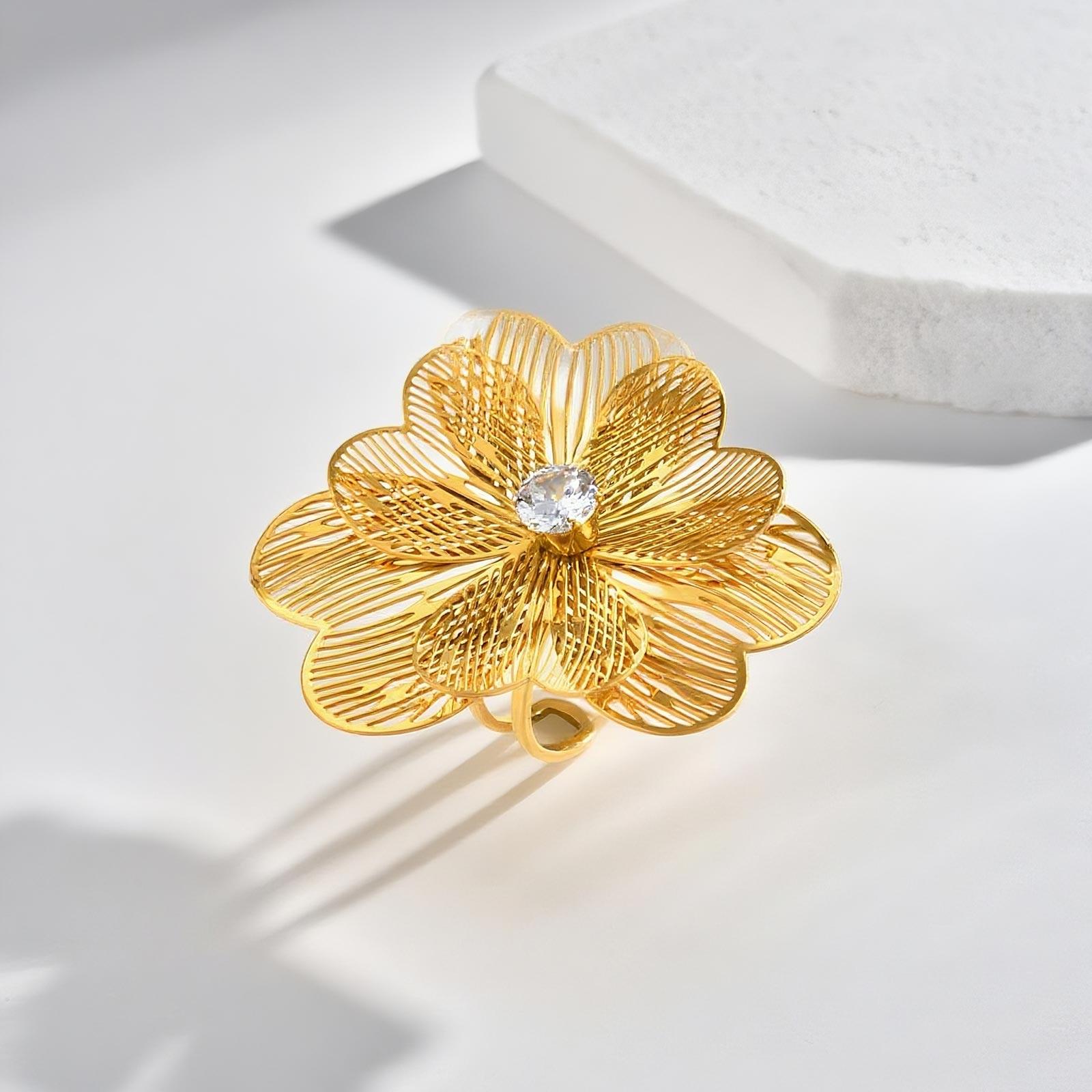 

Luxury Zircon Flower Opening Ring for Women,Gold Plated Stainless Steel Exaggerated Rings,Retro Jewelry Gift