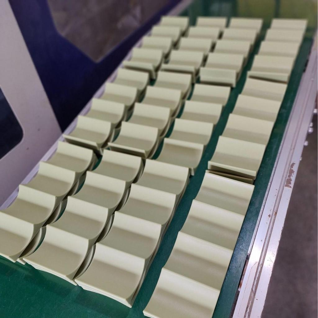 Compact Wine & Beverage Storage Rack for Desktop & Refrigerator