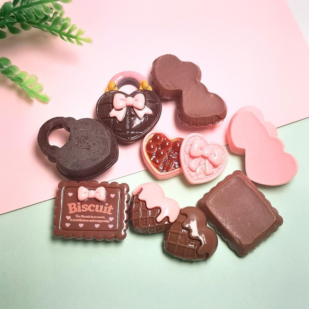 100pcs New Mini Resin Chocolate Sweet Heart Valentine Day Food Play Flatback Cabochon for Phone DIY Hair Bows Decor Accessories