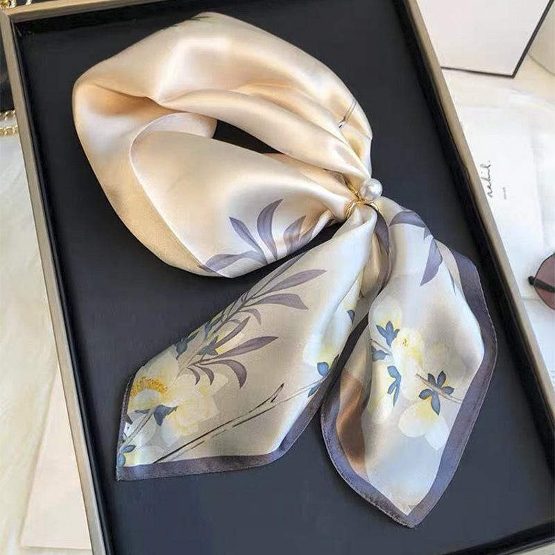 Beige Silk Silk Scarf Small Square Scarf Women's Versatile 111 Mulberry Silk Headband Small Silk Scarf Fashion Small Scarf with Shirt