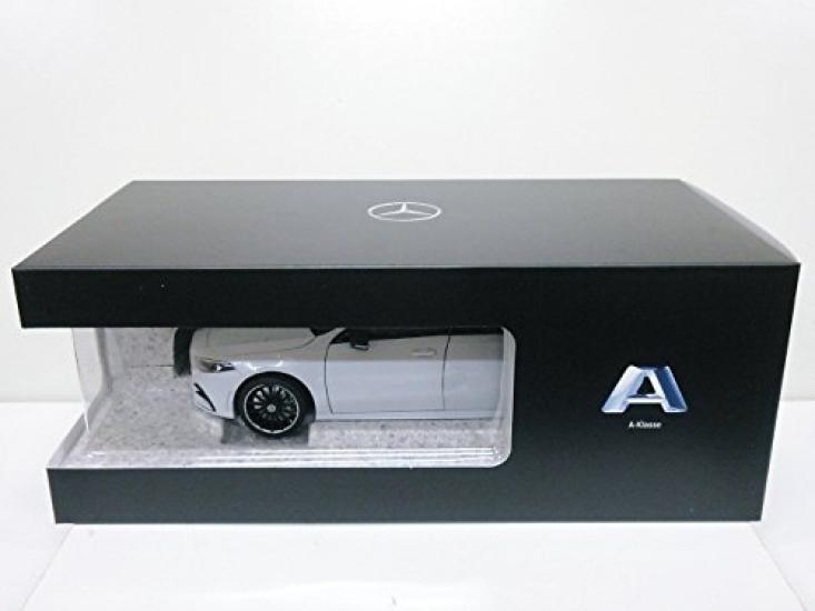 Norev Custom A Class White W177 2018 1/18 Mercedes-Benz