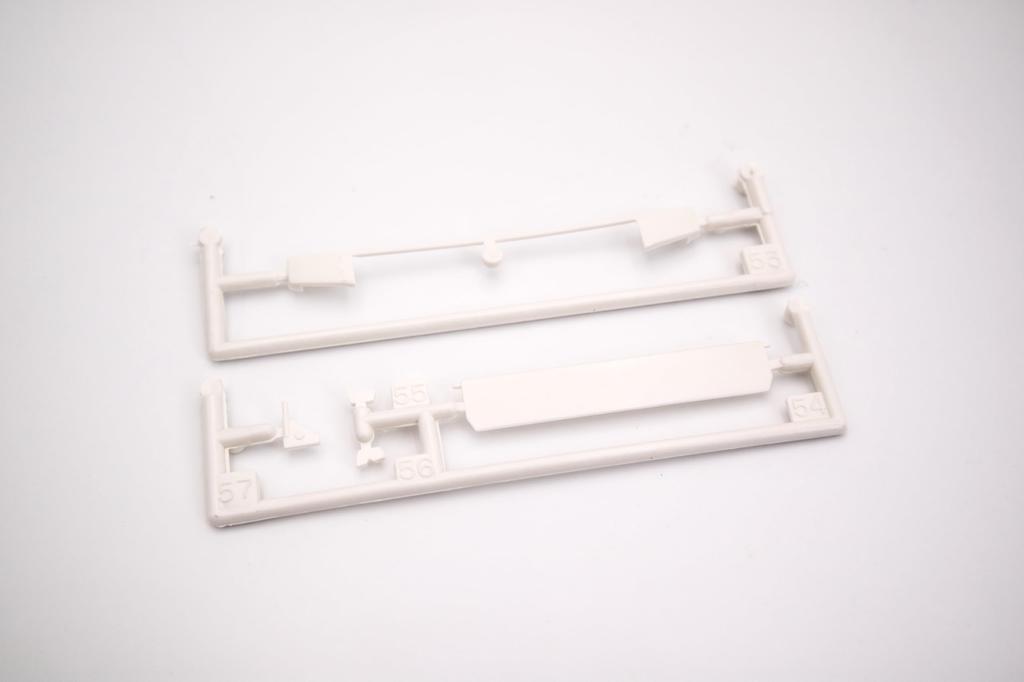High Soccer Series 7th Skyline GTS Soccer Plastic Model 1/24 No.14 4-door H.T (High Version)