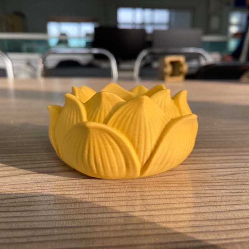 Heat-resistant Q Version Lotus Tathagata Carved Statue Cute Car Dashboard Ornament for Home Desktop Decor Gift