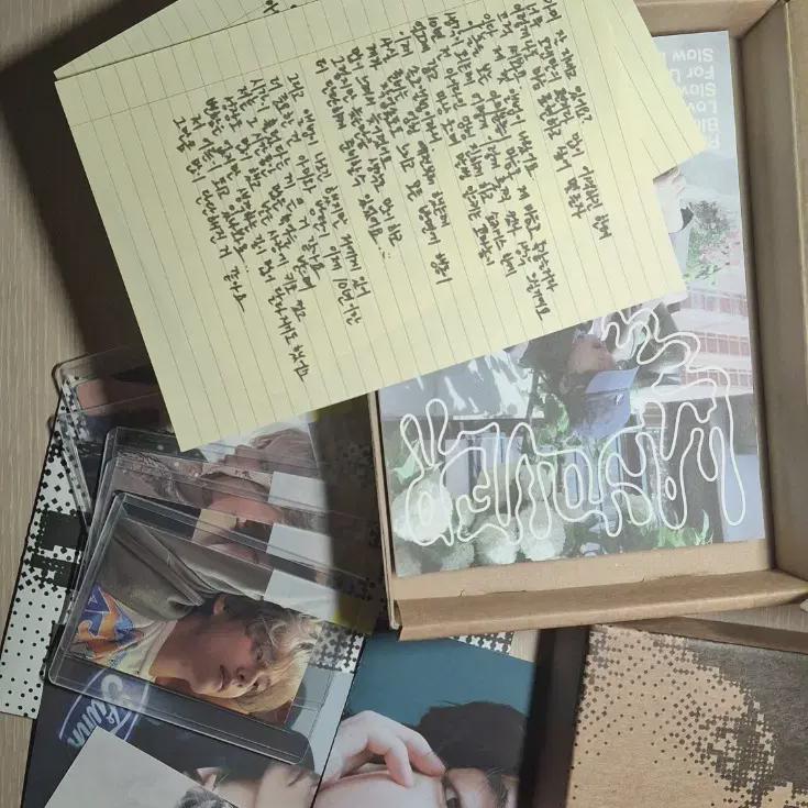 

BTS V Layover Альбом