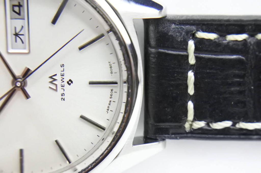 SEIKO A model among businessmen at the time 1975 Lord Matic 25 jewels Crystal glass Automatic Watch strap Excellent condition 5606-8031