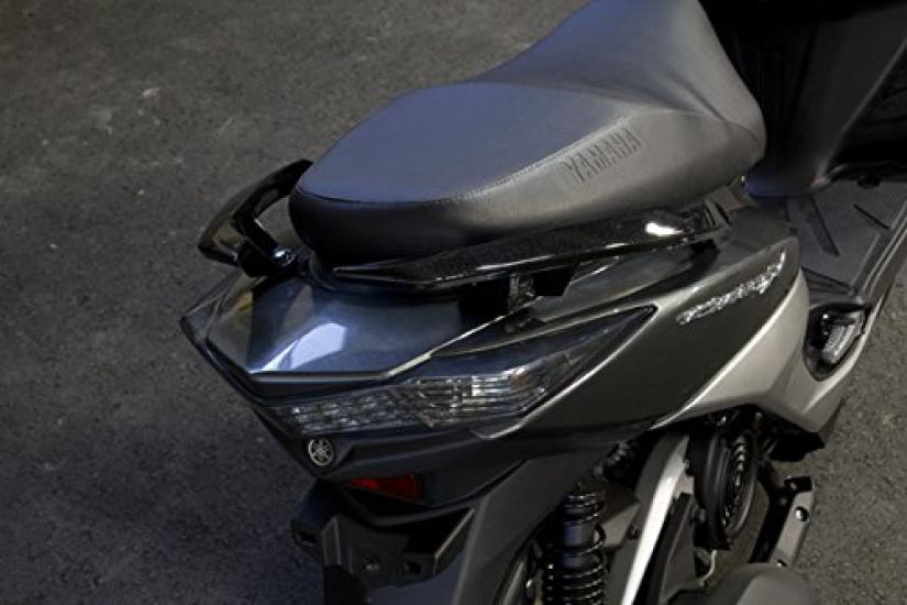 Центр велозапчастей Кастомный тандемный руль раздельного типа черный Yamaha Cygnus X 3-я модель 312231