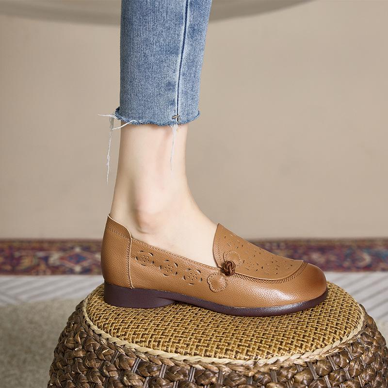 First layer cowhide 2025 women's summer round head flat bottom leather mother shoes women's soft sole hollow women's Korean version casual shoes