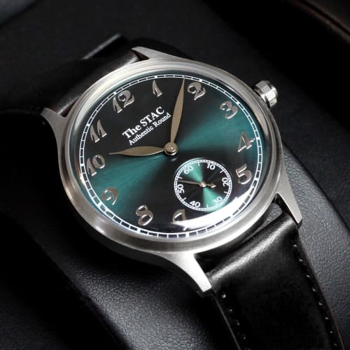 The STAC Japanese-made Wristwatch, 36mm, Classic Retro Design, Men's/Women's, Unisex, Blue-Green, Black Leather, ST-AR002