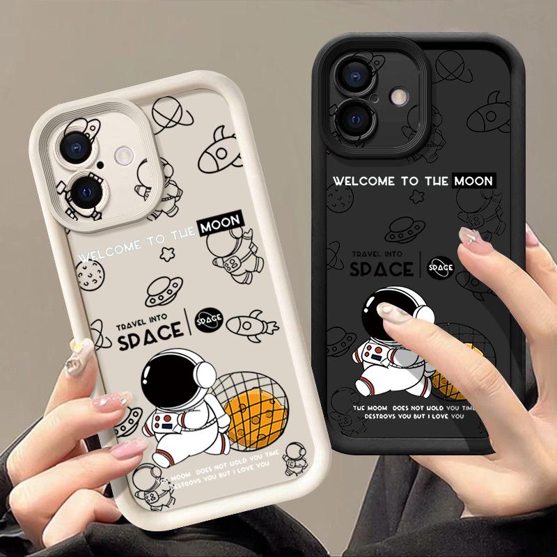 For iPhone 13 Case Cute Cartoon Moon Planet Astronaut Cover For iPhone 14 15 Pro Max 12 11 16e 17 Air Funda iPhone 16 Pro Max