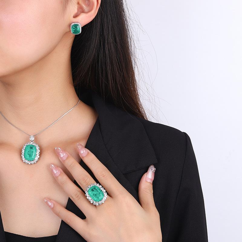 Jewelry Copper Bottom Gold-Plated Simulation Emerald Set Temperament Full Diamond Luxury Set 15 * 20-10 * 12