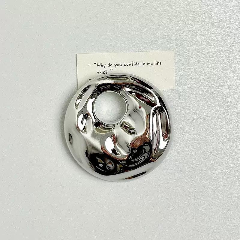 European Style Irregular Wavy Metal Flower Brooch Pin for Women