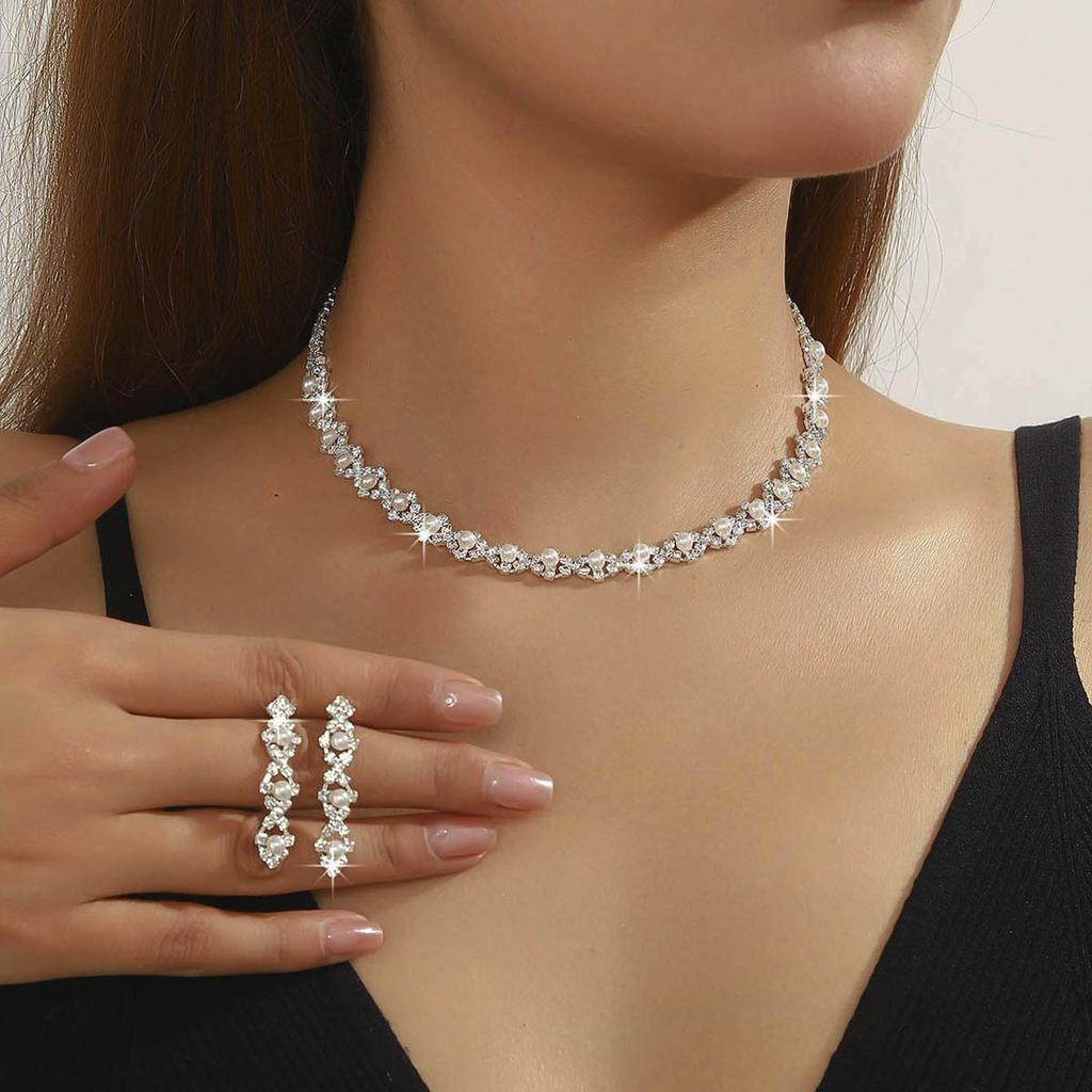 Fashion Super Beautiful Necklace Earrings Set Rhinestone Sparkling Stud Earrings Wedding Party Two-piece Wedding Dress Dress Accessories