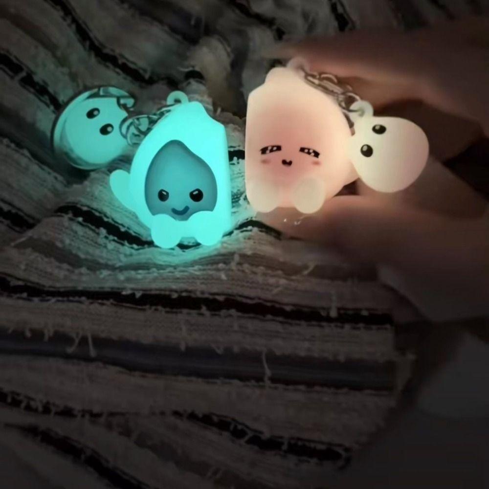 Hanging Accessory Glow-in-the-dark keychain Cute Couple Keyring Magnetic Suction Keychain  Girl