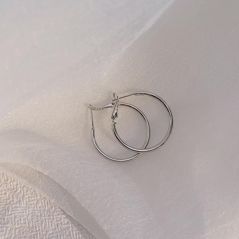 Simple Exaggerated Large Circle Hoop Earrings for Women Personality Trendy Plain Ring Earrings Jewelry Multiple Sizes Available