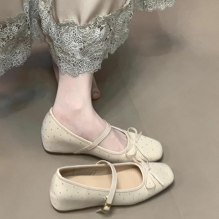 Gentle square head shallow mouth Mary Jane single shoes women's 2025 new polka dot bow inner height increase versatile commuter ladyshoes