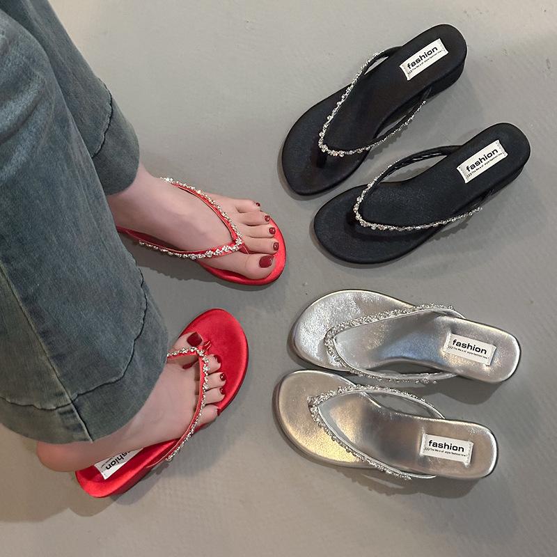 Rote französische Keilabsatz-Pantoletten mit dicker Sohle Damen Sommerbekleidung 2025 neu Rock erhöhend coole Hausschuhe