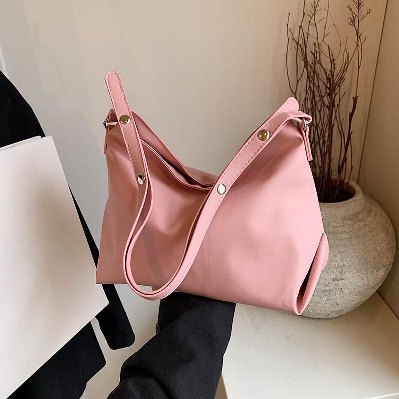 Stylish Large Capacity Tote Bag For Women In Trendy Korean Design Perfect For Daily Use