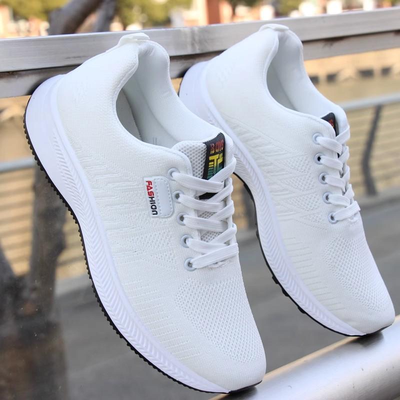 Atmungsaktive Mesh-Sneaker für den Sommer – 22 neue Freizeitschuhe