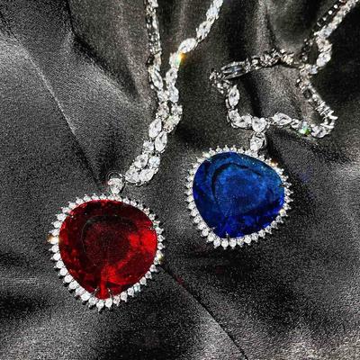 Collane Blu Rosso TITANIC Cuore dell'Oceano per Donna Romantiche Collane Pendenti con Catena di Cristallo Regalo di Zirconia per San Valentino