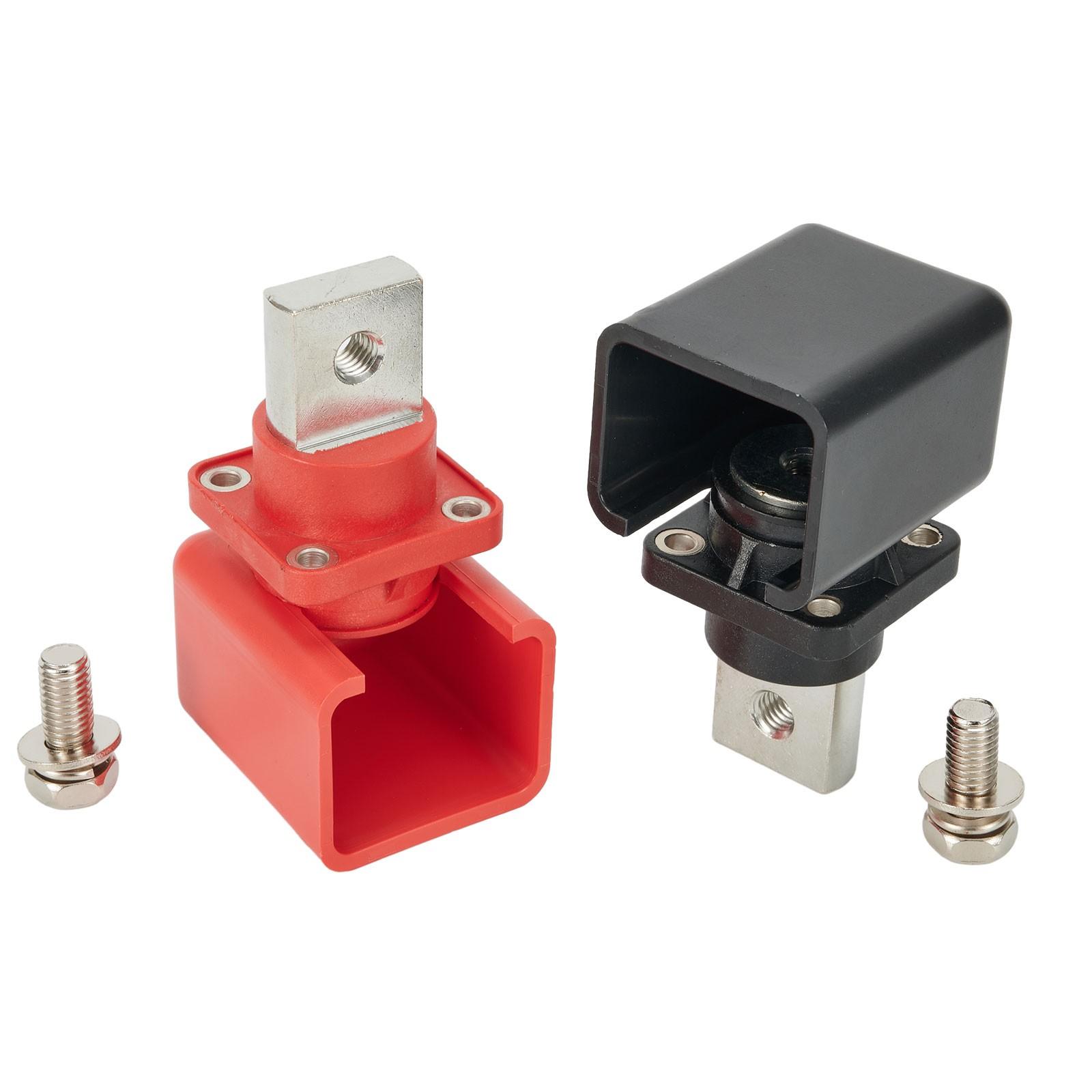 

Материал соединения Медные клеммы для постоянного использования, фиксируемые винтами 400A