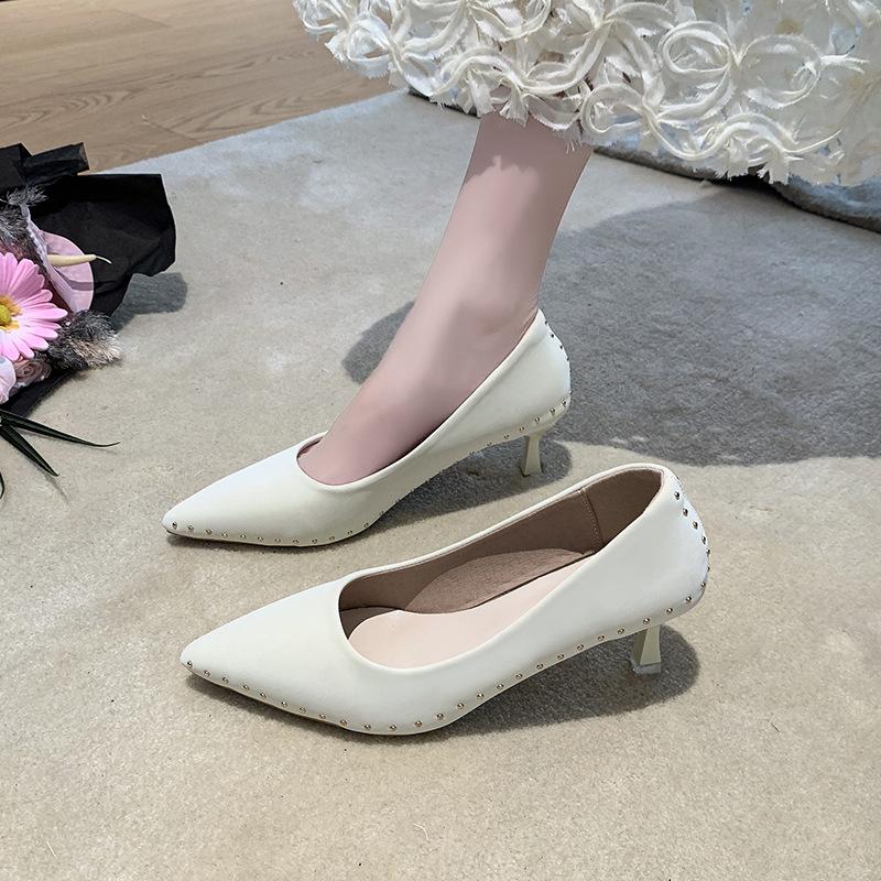 High Heels Women's Autumn 2025 New Pointed Head Shallow Mouth Thin Heel Versatile Rivet Temperament Black Thin Single Shoes Women