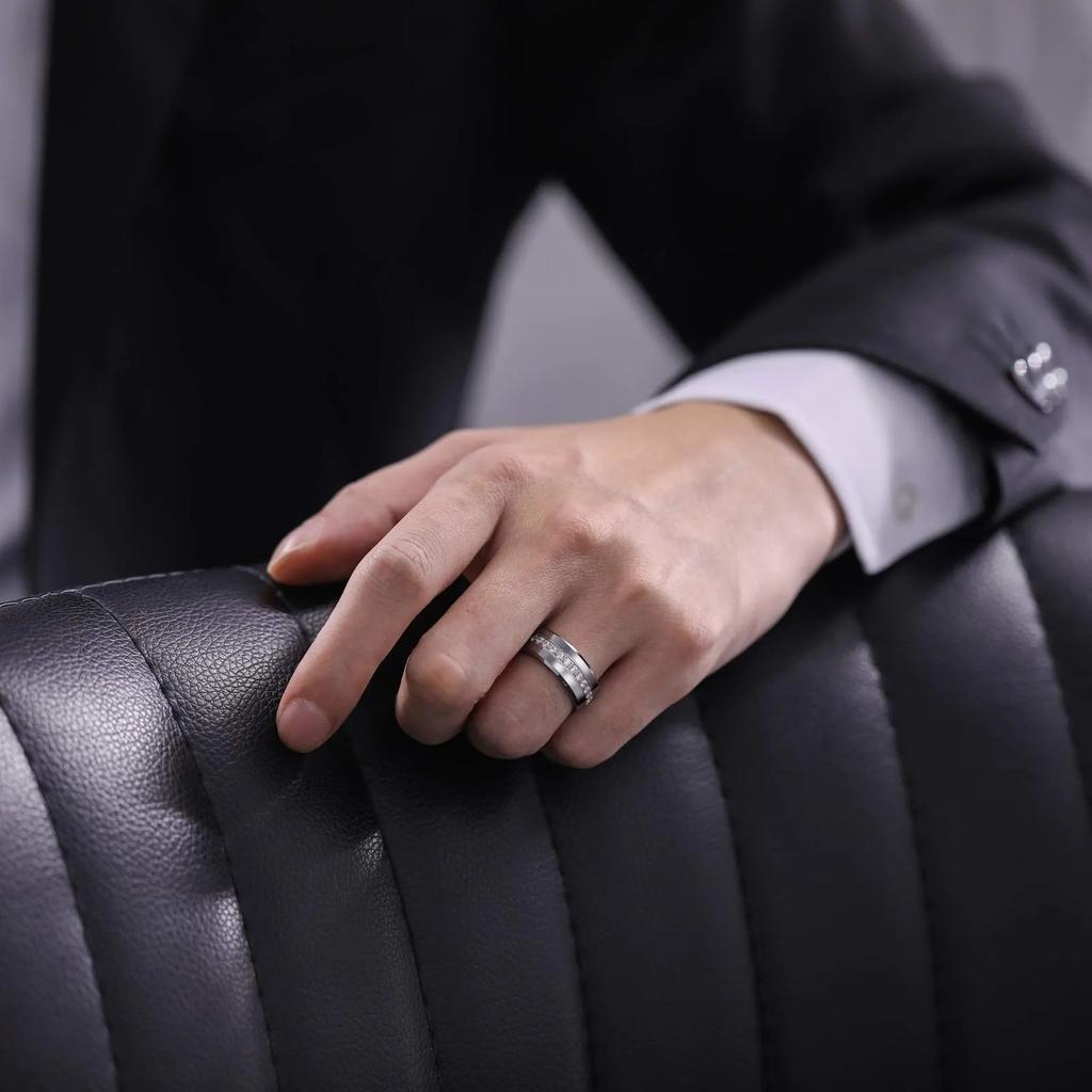 Fashion Couple Rings Exquisite Women Rhinestones Zirconia Rings Set Simple Men Stainless Steel CZ Stone Rings Wedding Jewelry