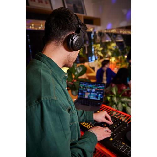 Pioneer DJ DDJ-FLX4 2-Deck Rekordbox and Serato DJ Controller - Graphite