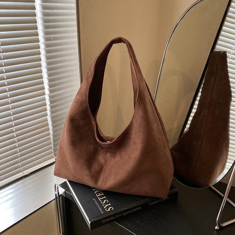 Premium retro tote bag women's new autumn and winter popular versatile casual shoulder armpit bag