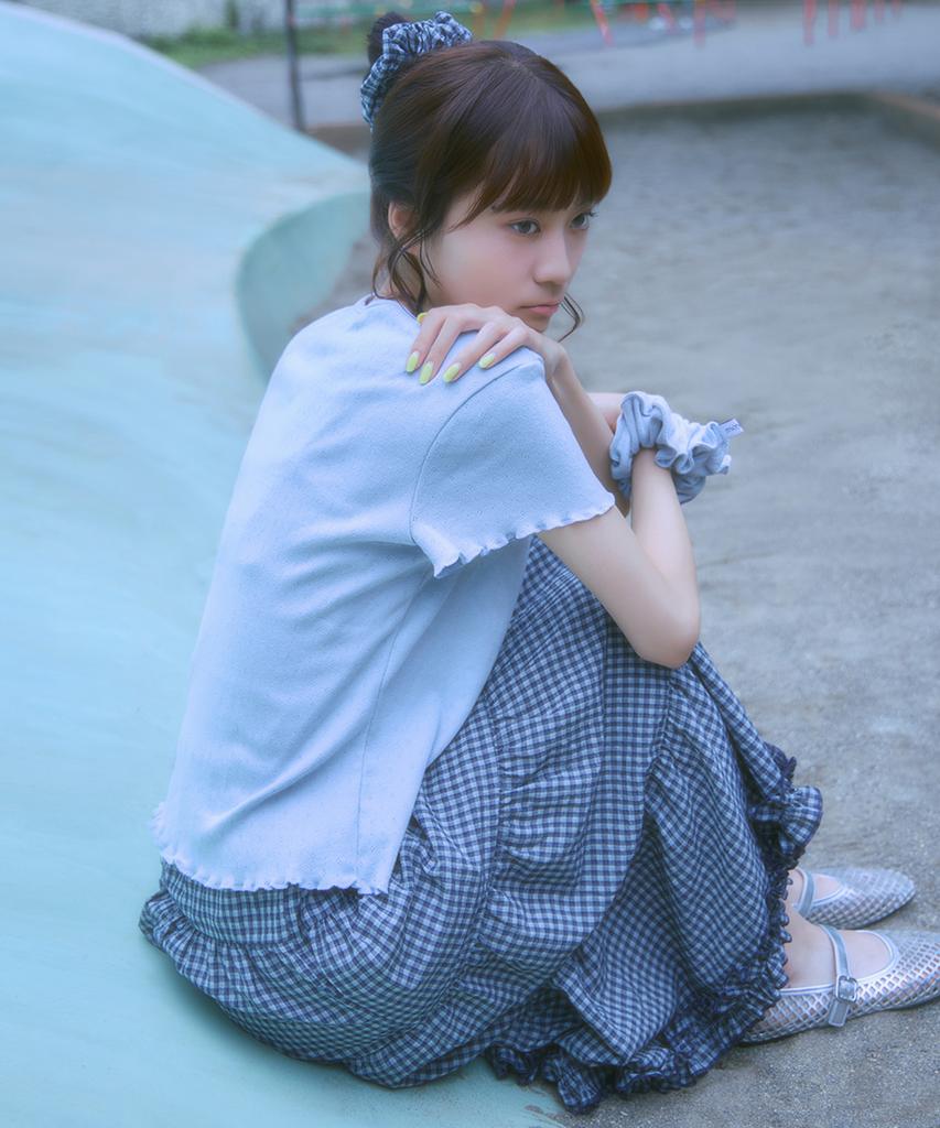 Moyora Frill Tiered Flare Check Long Skirt [White & Navy]