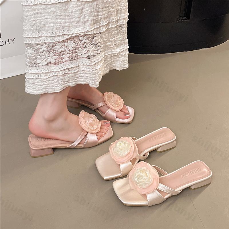 Fashion Women's Slippers 2025 New Summer Flower Fashion Dress Party Wedding Square Toe Women Sandals Elegant Slippers Sandalias De Mujer