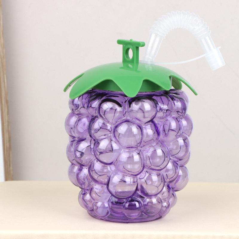 Bottiglia d'Acqua in Plastica a Forma di Uva con Cannuccia Carina Portatile Design Frutta Tazza Estate Spiaggia Festa in Piscina Bicchieri da Bere con Cannuccia