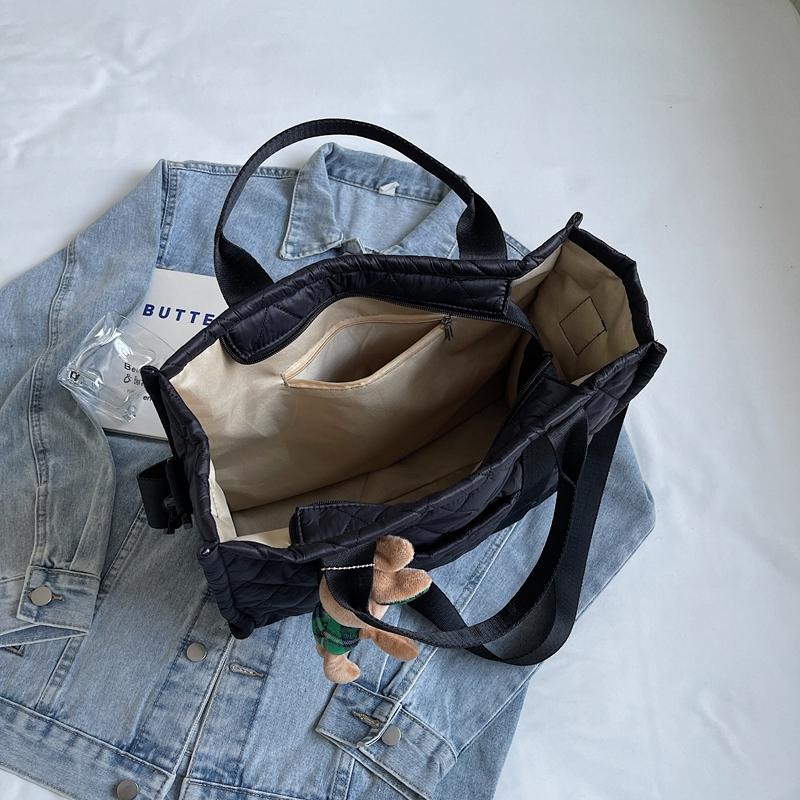 Женская сумка большой вместимости — фото 11