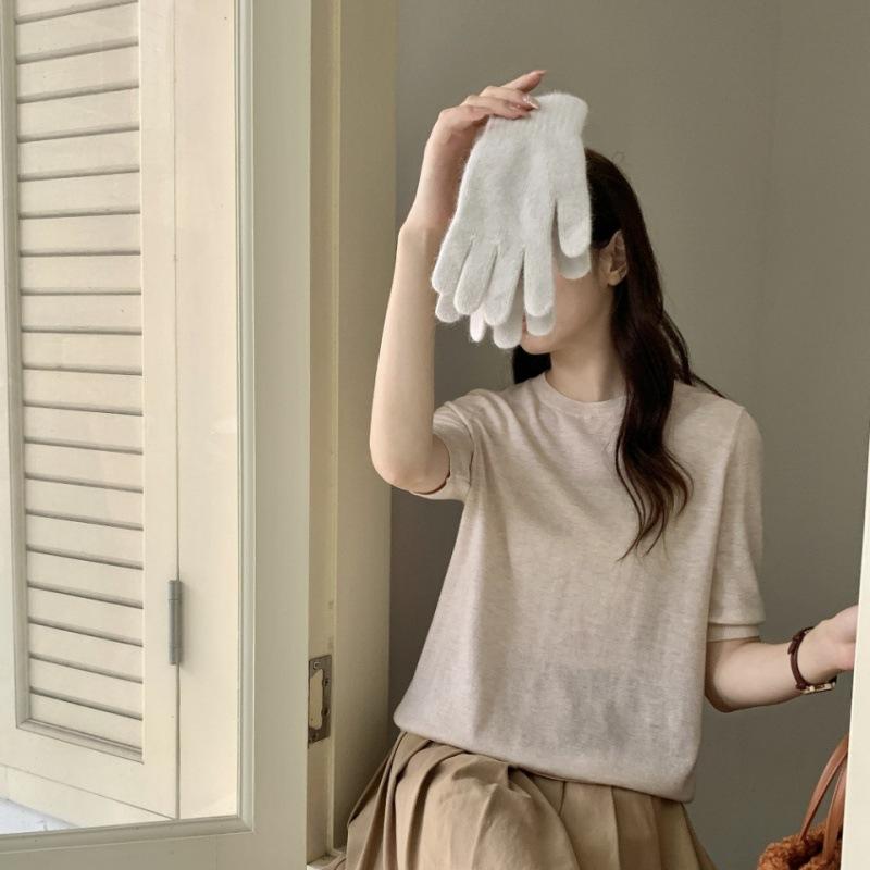 Wool round neck loose pullover knitted bottom women's age-reducing inner short-sleeved sweater