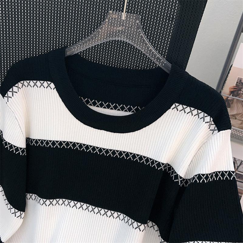 Plus Size Women's Summer Ice Silk Slimming Knit Top - Short Sleeve T-shirt
