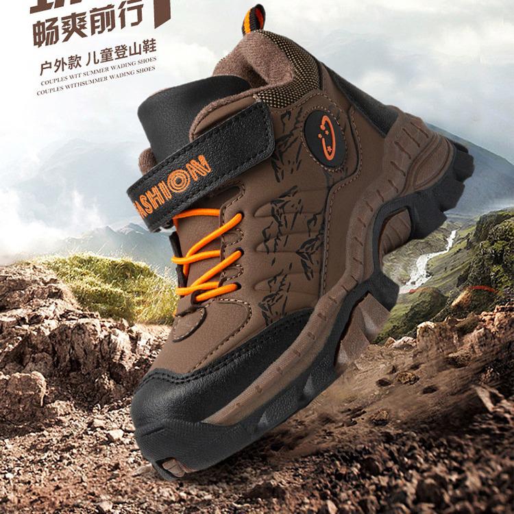 Boys' Fleece-Lined Snow Boots with Steel Claws for Older Children - Thick, Warm Cotton Shoes for Winter Outdoor Use