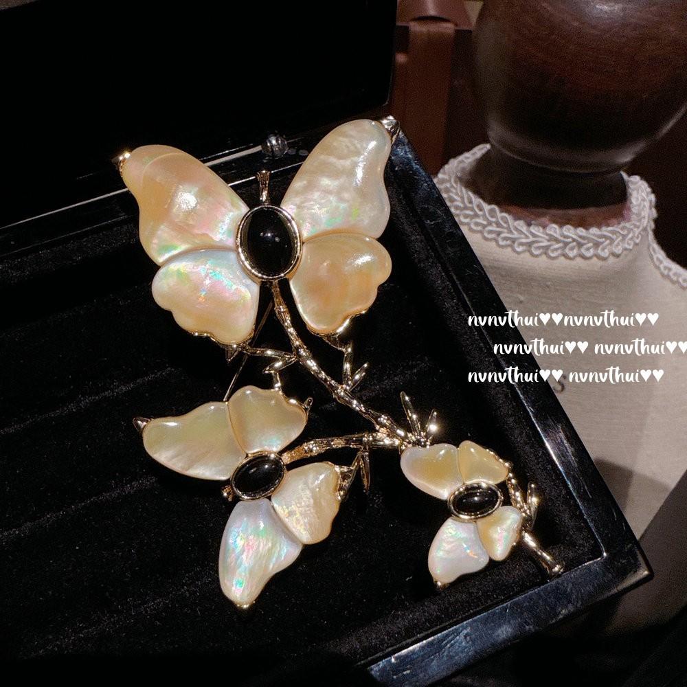 Annual Meeting Jewelry, Baroque Pearl Butterfly Gem Brooch, Sotheby'S, Light Gold Fritillary Butterfly Zircon Brooch