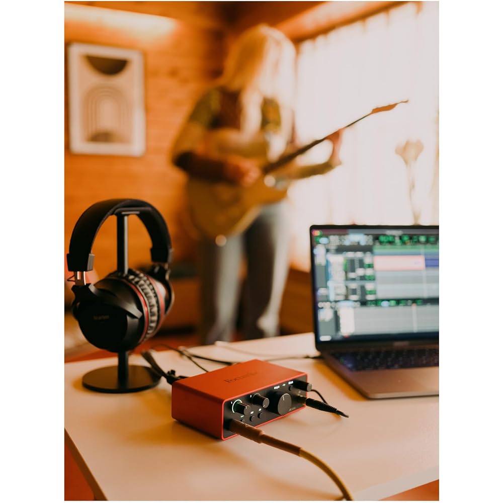 Focusrite Scarlett Solo 4th Generation USB Audio Interface for Guitarists, Vocalists, and Produce...