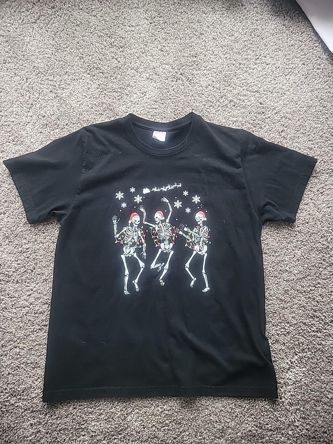 Halloween Christmas Skeletons Shirt M Black S