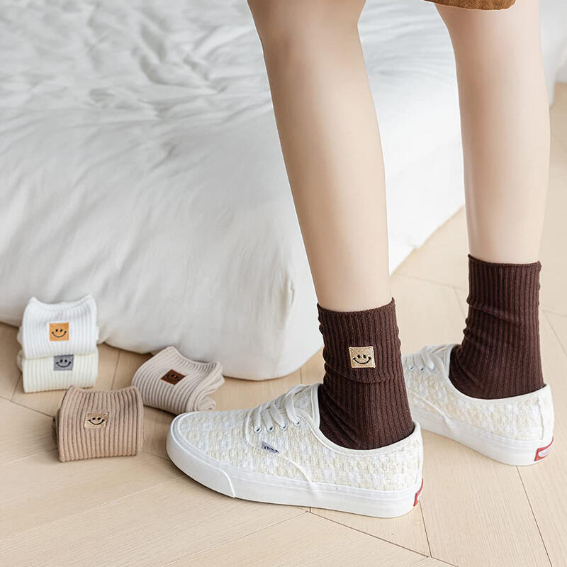 3 Pairs of Women's Square Smiley Embroidered Gore-Tex Socks