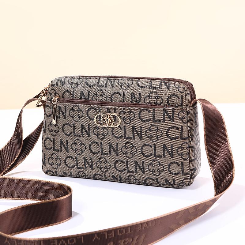ashion rend houlder rossbody ag omen s arge Capacity ot Selling Women s Bag iddle-aged and lderly Bag Multi-layer Wallet