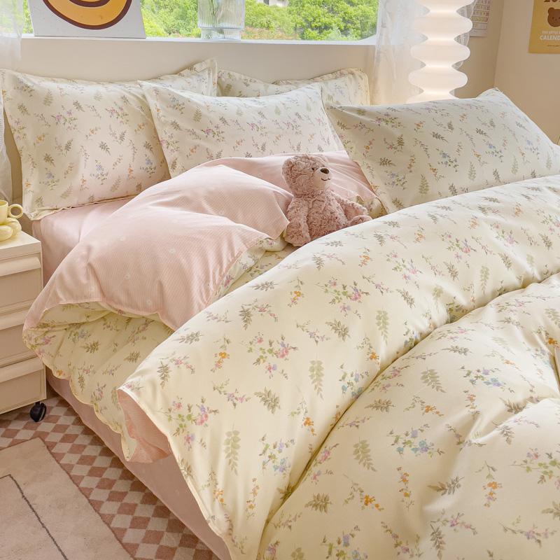 4pcs Cartoon Love Duvet Cover Set Simple Blue Plaid Bed Sheet Adults Kids Teenagers Bedding Comforter Cover with 2 Pillowcases