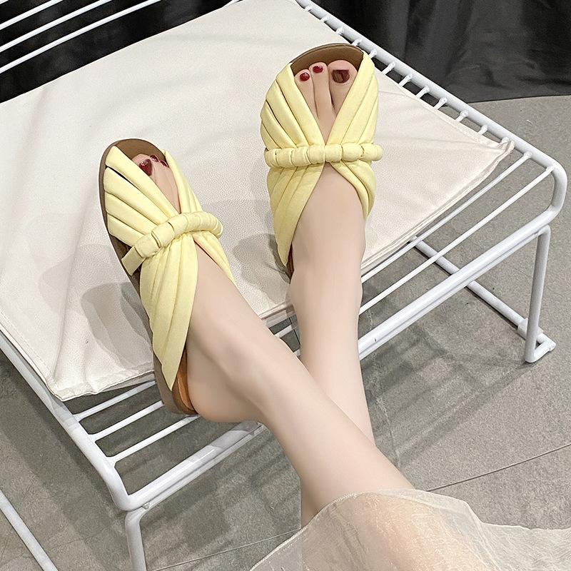 Ručně tkané pantofle s plochou podrážkou dámské letní venkovní jednoslovné pantofle rybí tlama kožené pantofle 2025 nové kulatá špička plochá podrážka