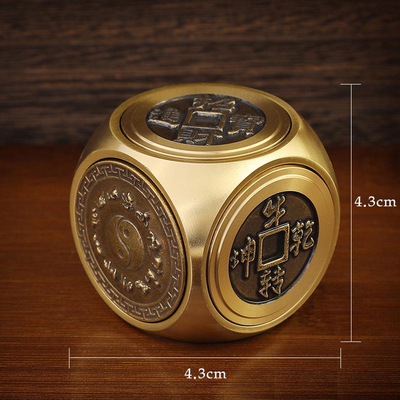 Four Divine Beasts Rotating Coin: Yellow Brass Qiankun Wealth-Attracting Copper Decompression Cube Handheld Craft.