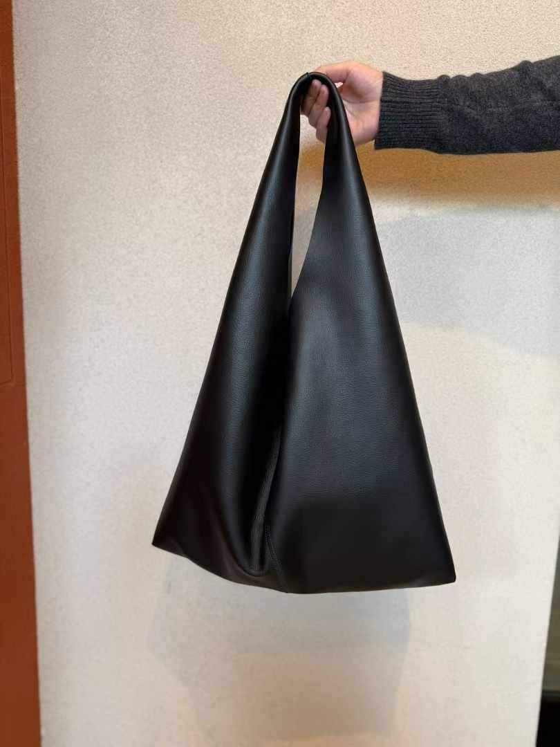 

Сумка кроссбоди женская из натуральной кожи, сумка под мышку, большая вместимость, наплечная сумка, сумочка, повседневная сумка-тоут для работы 47x9x37 CM чёрный