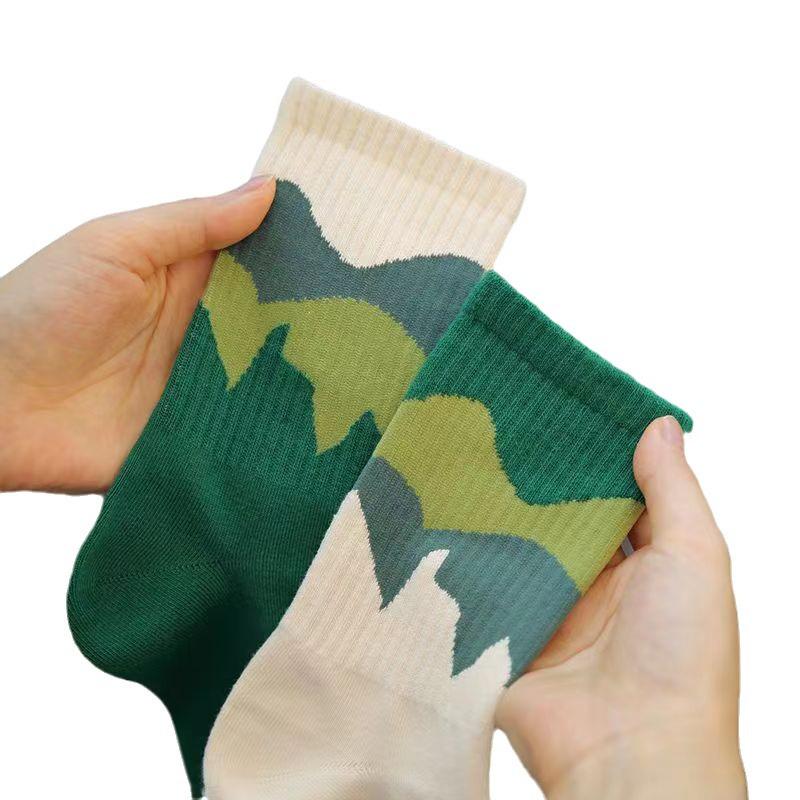 Asymmetrische Trendige AB-Socken: Unisex japanischer Streetstyle für Frühling und Herbst