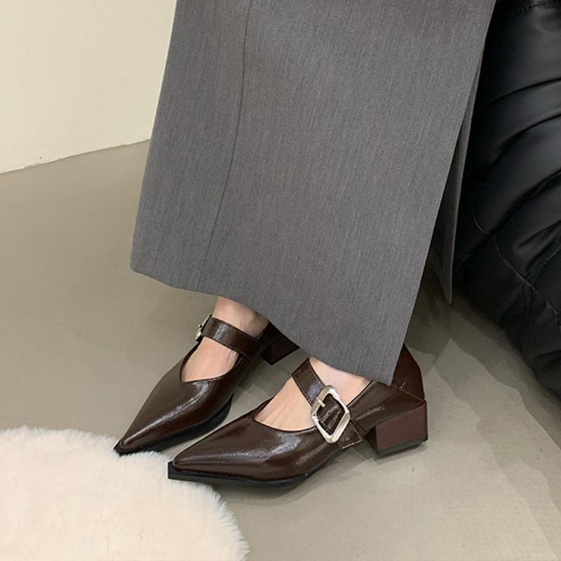 

Shallow single shoes spring shoes pointed thick heel women s shoes new 2025 women s medium heel Mary Jane single shoes 35