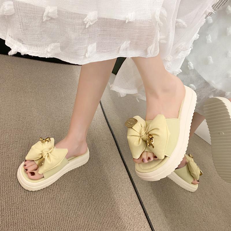 BCEBYL  New SummerFlat Heel Shoes Butterfly Metal Decor Slippers Women‘s Green Color Sandals Women's Platform Beach Slippers